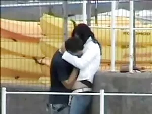 Adolescente hermosa  ...