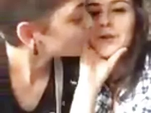 M08 porno madre e hi ...
