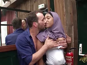 La garganta IR dura  ...